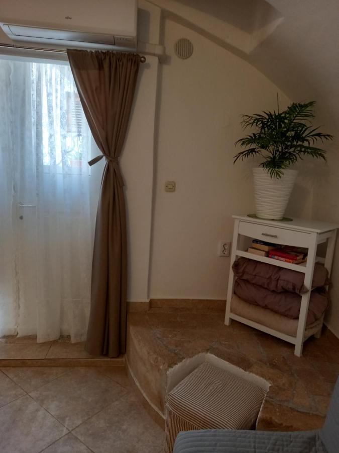 Bunari Studio Apartment Ρόβινι Εξωτερικό φωτογραφία