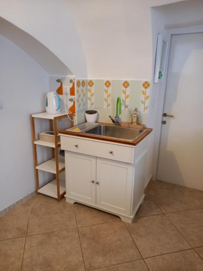 Bunari Studio Apartment Ρόβινι Εξωτερικό φωτογραφία